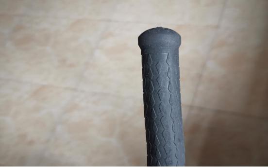 TPE材質(zhì)注塑制品表面花從3個(gè)方面找問題。